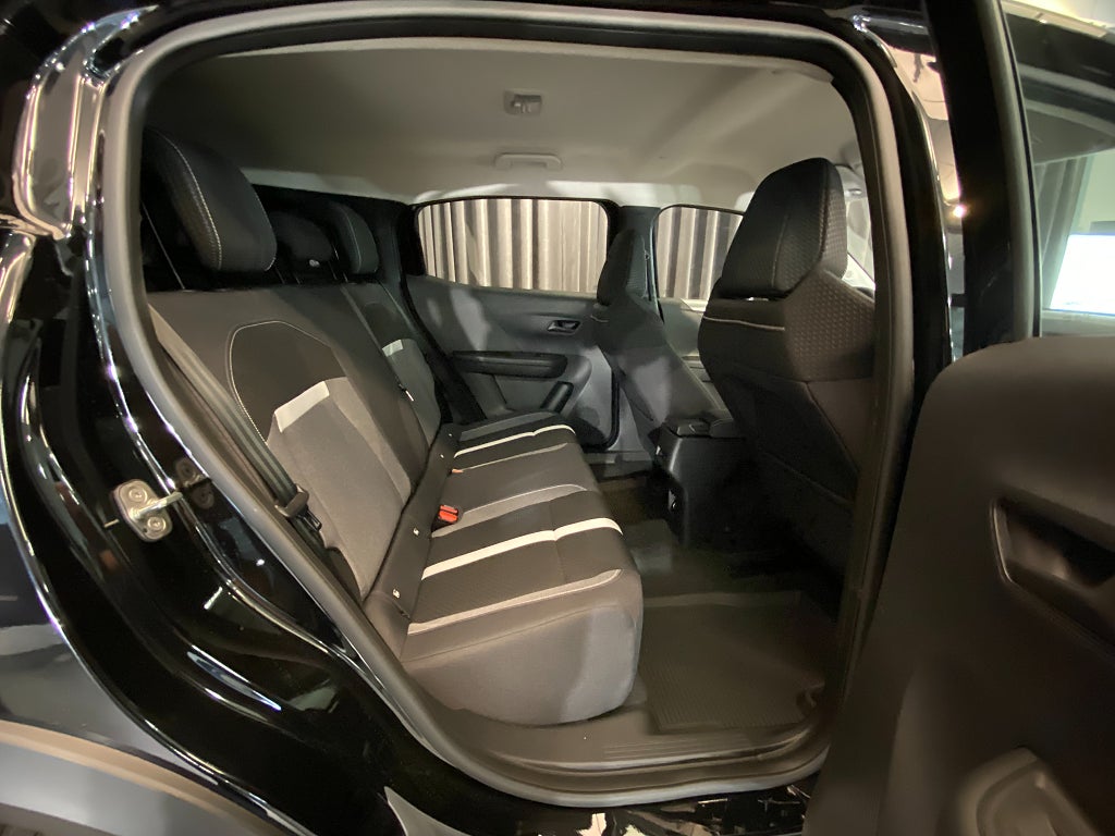 Car Image car-156838-286472000bb4441b05e101d55006adaa