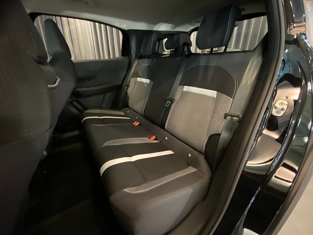 Car Image car-156838-40edb0a874bb1a360076886d69e34633