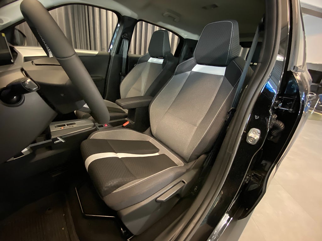 Car Image car-156838-5444d13f0c6607783783e0e5c821d117