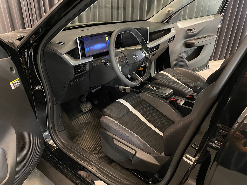 Car Image car-156838-98740e1da0113604213575cbc8138e84