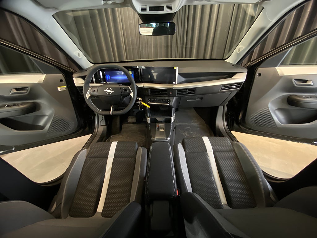 Car Image car-156838-ccc385b3200795f2749f953b2f5e1415