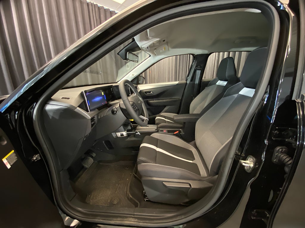 Car Image car-156838-ff893b00dcaf31f8a71f02345b0a071d