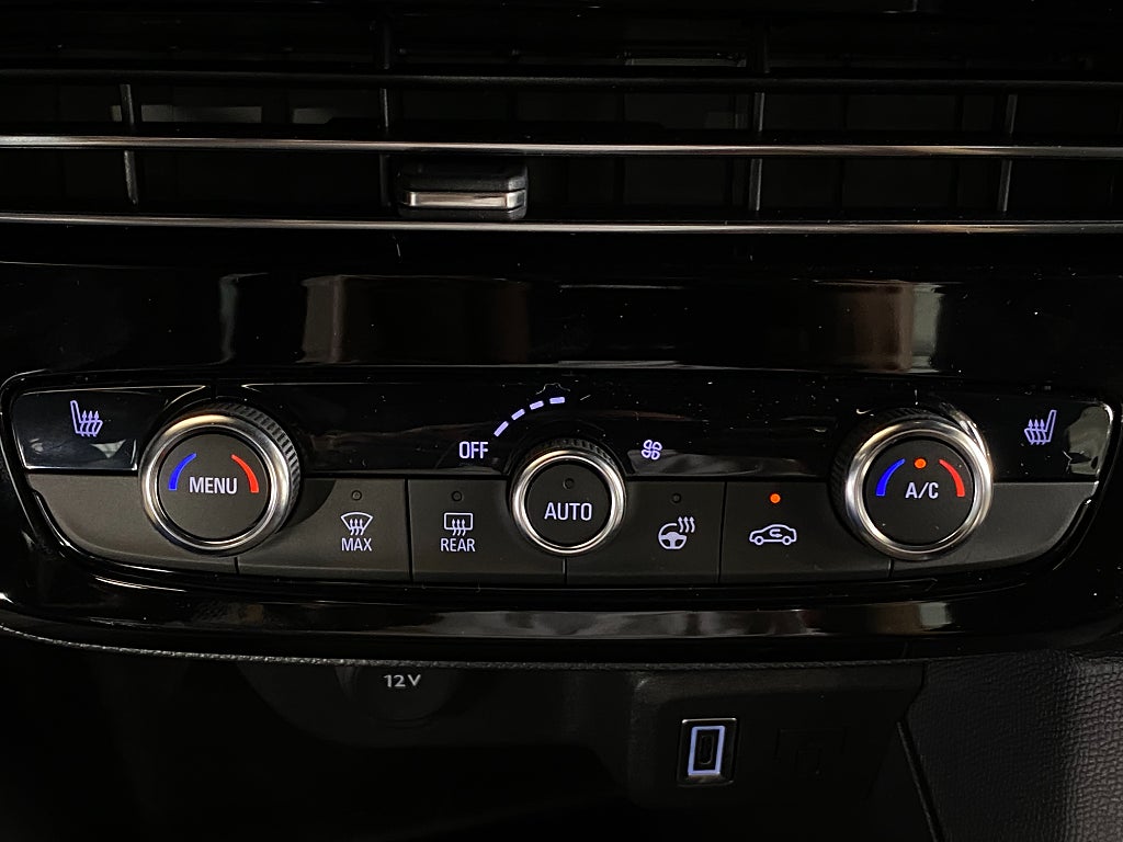 Car Image car-156840-708f0615eb890e578a5632a10dbf9404