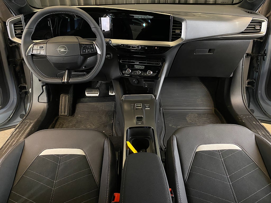 Car Image car-156840-df0d156a957a76705016aae98632e5d7