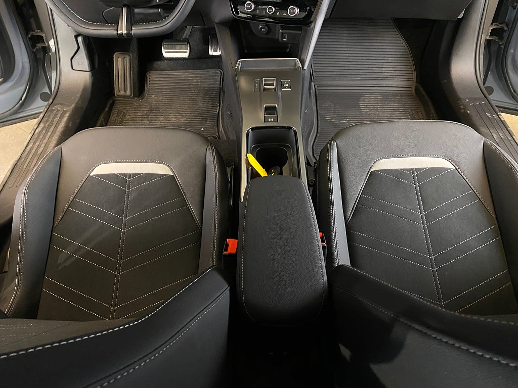 Car Image car-156840-f24238c6525682a99fa50a30e2097876