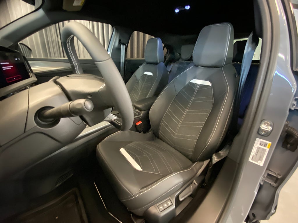 Car Image car-156840-f72b122bda7efc9eef6127990200b8be