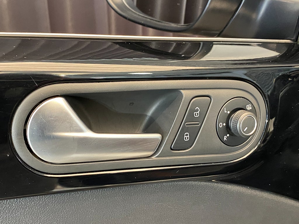 Car Image car-157232-d57897436b2e543450278a024ce30928