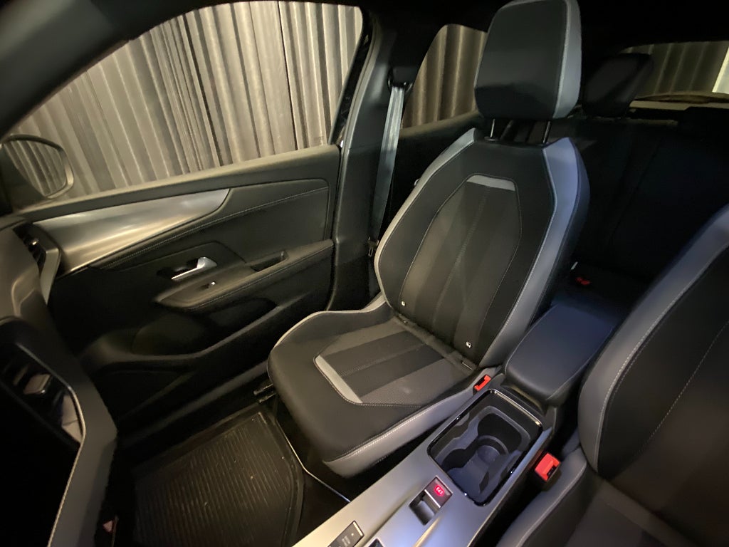 Car Image car-157334-3db6b20b1eb908e2a5d3dc46bbaa83c8