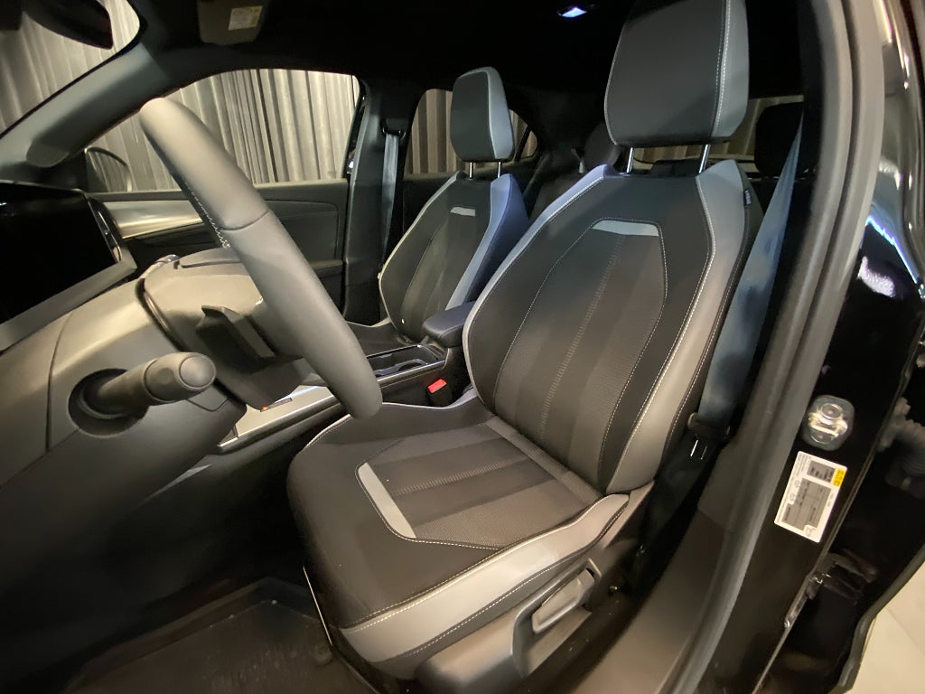 Car Image car-157334-8aabfe8731c8142a4961e333bccae801