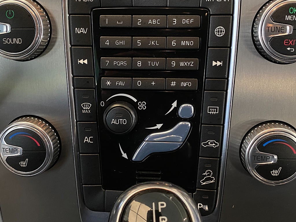 Car Image car-157505-77bc724a697833595d154fa345d12725