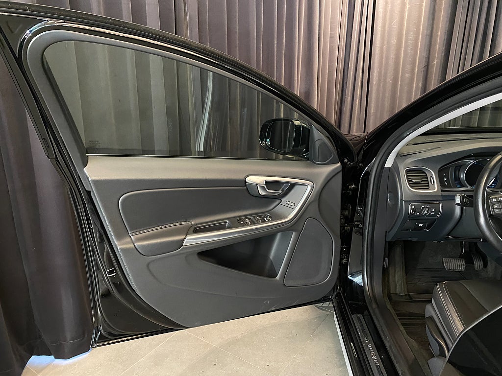 Car Image car-157505-b18f77b277122a6bb90ebaf6e5079610