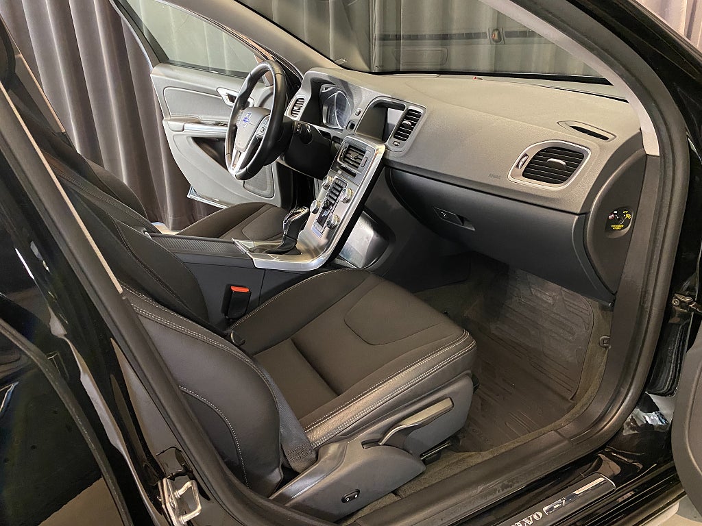 Car Image car-157505-fb7d3183f256477c78576db14c296480