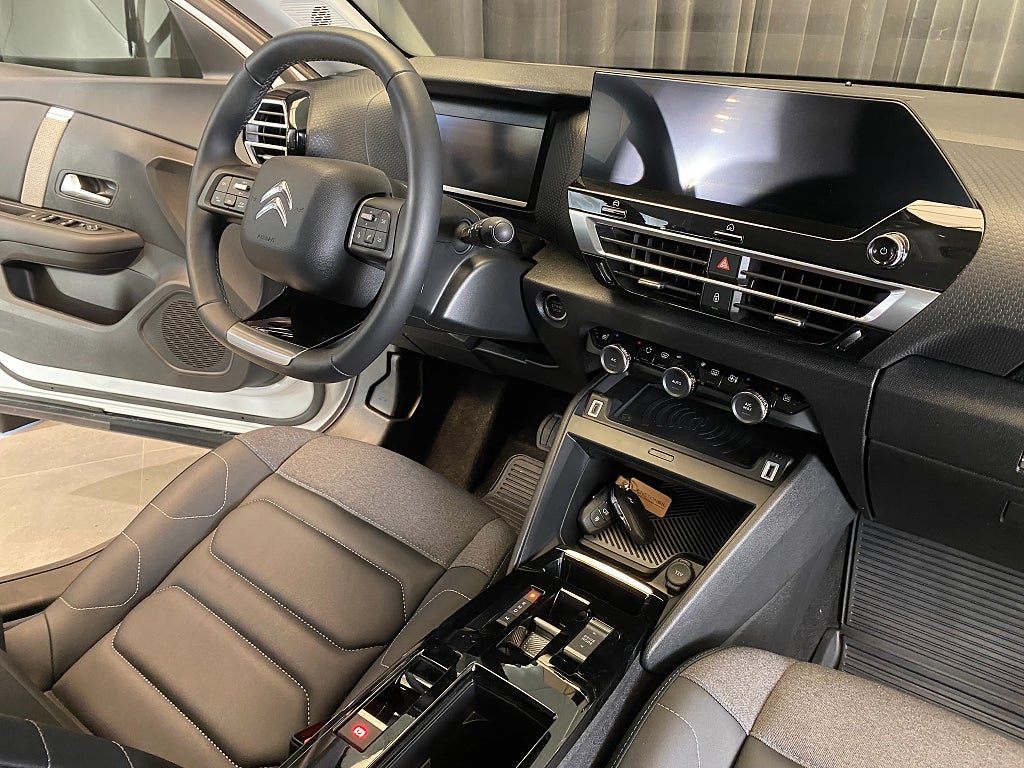 Car Image car-157987-03606967cccde794dc9c37014c2eaf3f