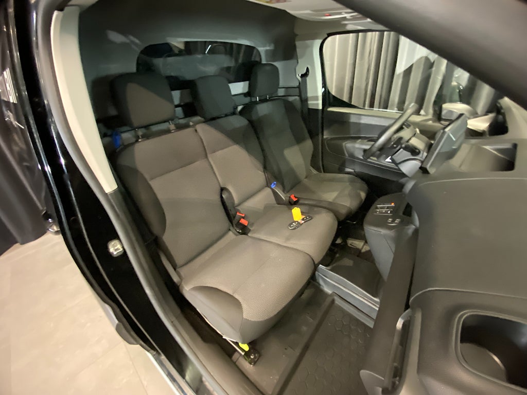 Car Image car-158775-4baf365ab8e42cb7d0c9d2c5ae103afa