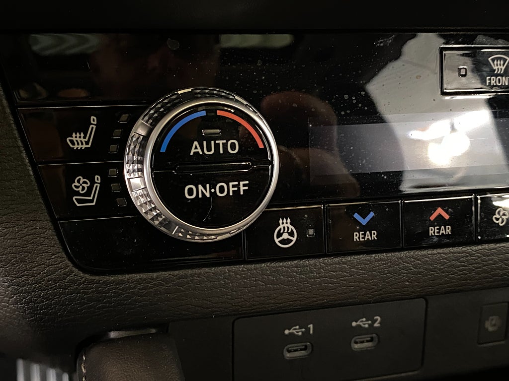 Car Image car-157220-c4a4ae2412813a78541b569336d50f55