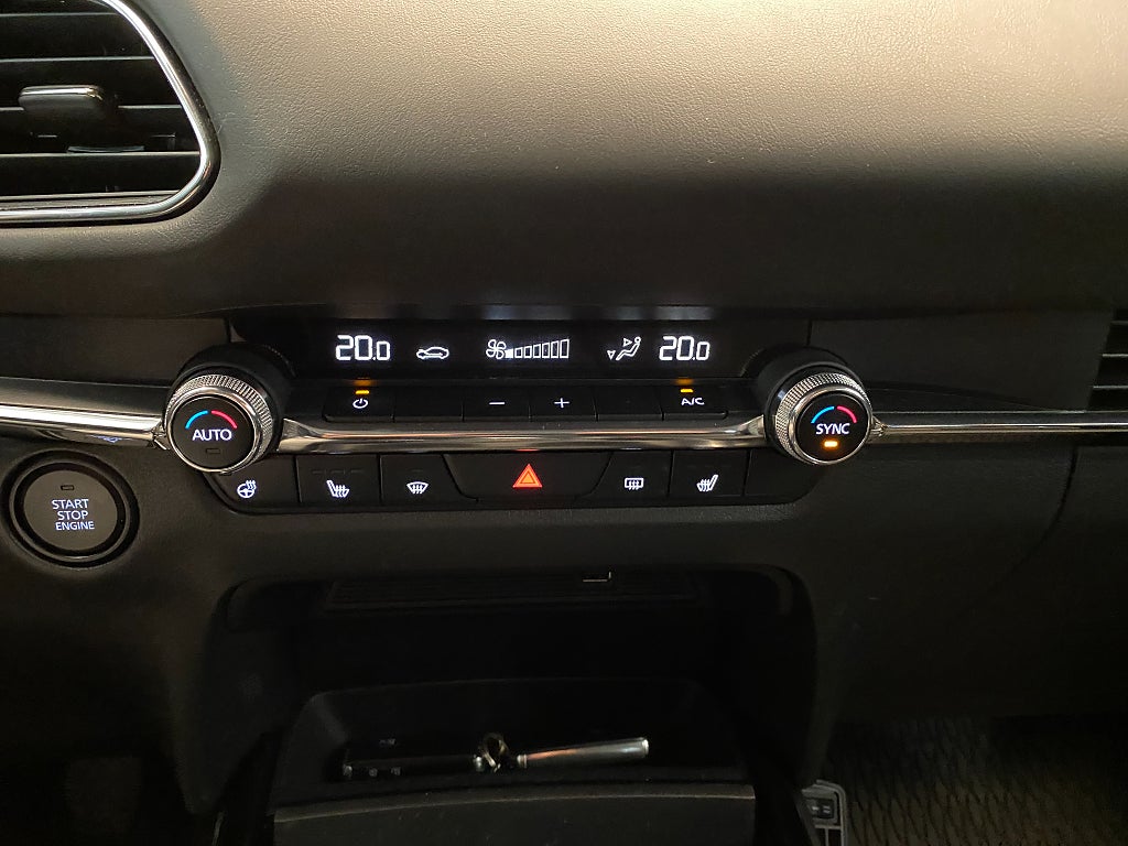 Car Image car-158560-0630d0259b87c090de3e2749fb31eba3