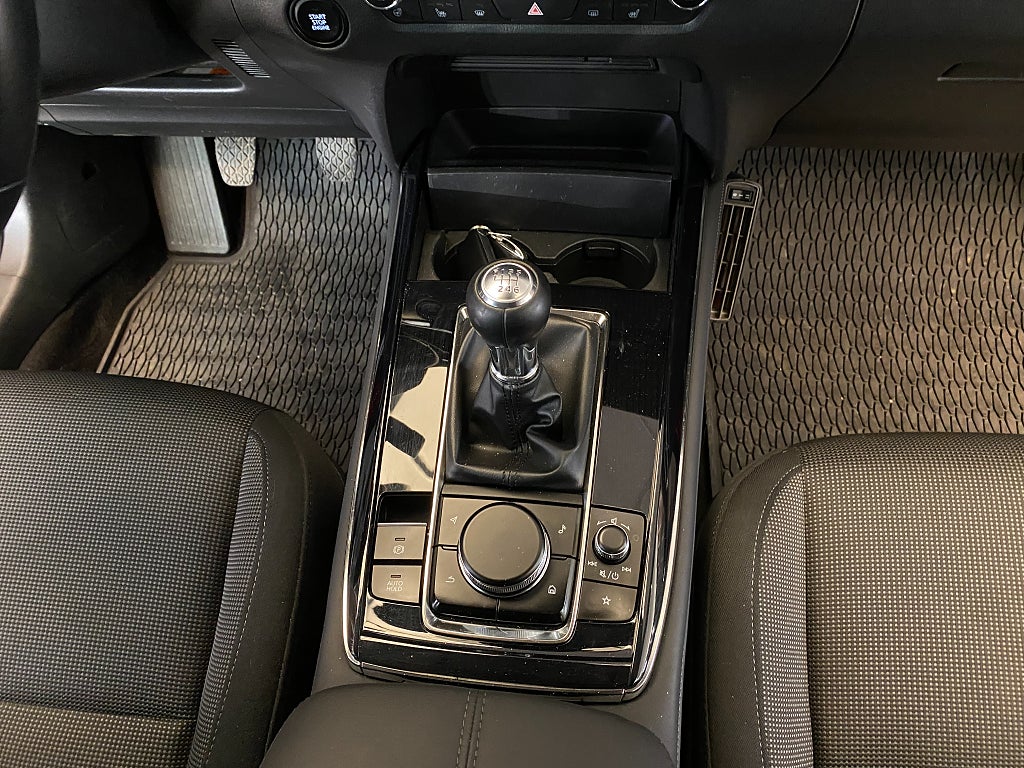 Car Image car-158560-a4b384a0f762e12fe3b3d21362d51a6c