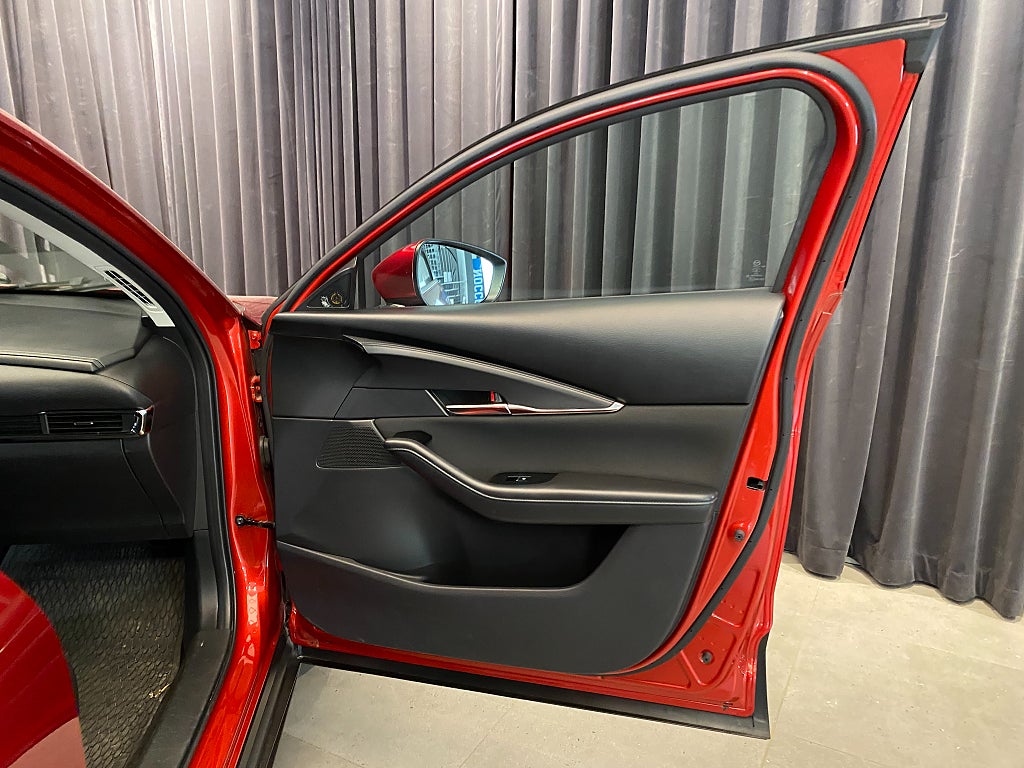 Car Image car-158560-fb83fd7a858311569f3aad1b4d8bca50