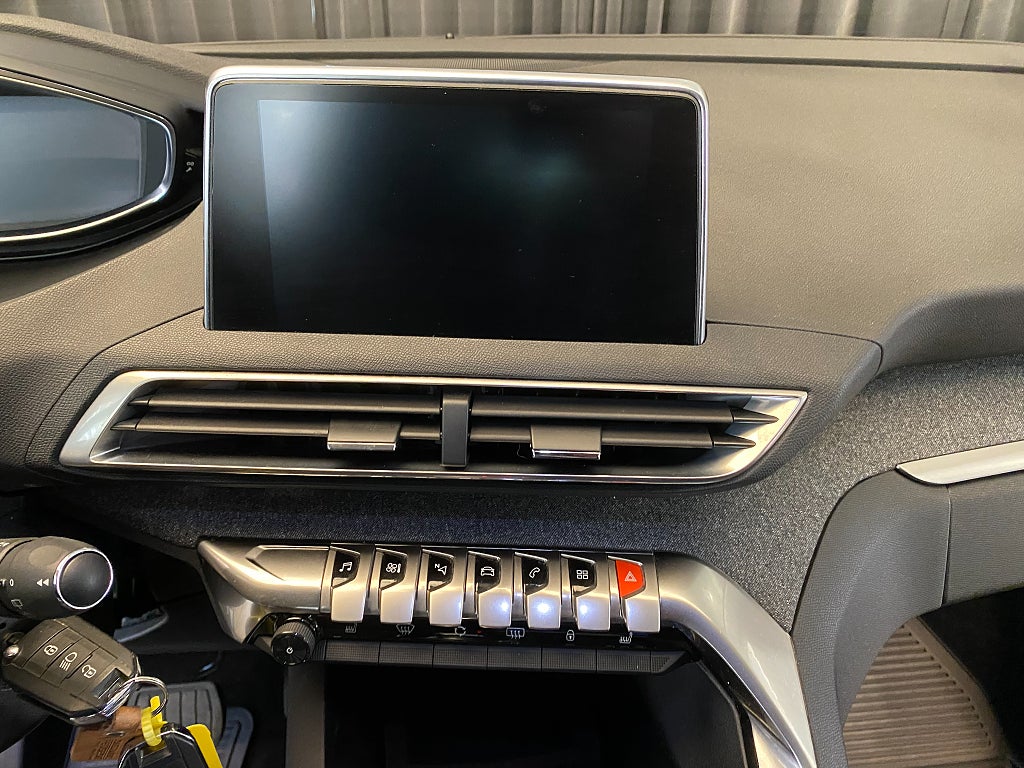 Car Image car-158913-c312f5ad6323739bec77ceb8866cb414