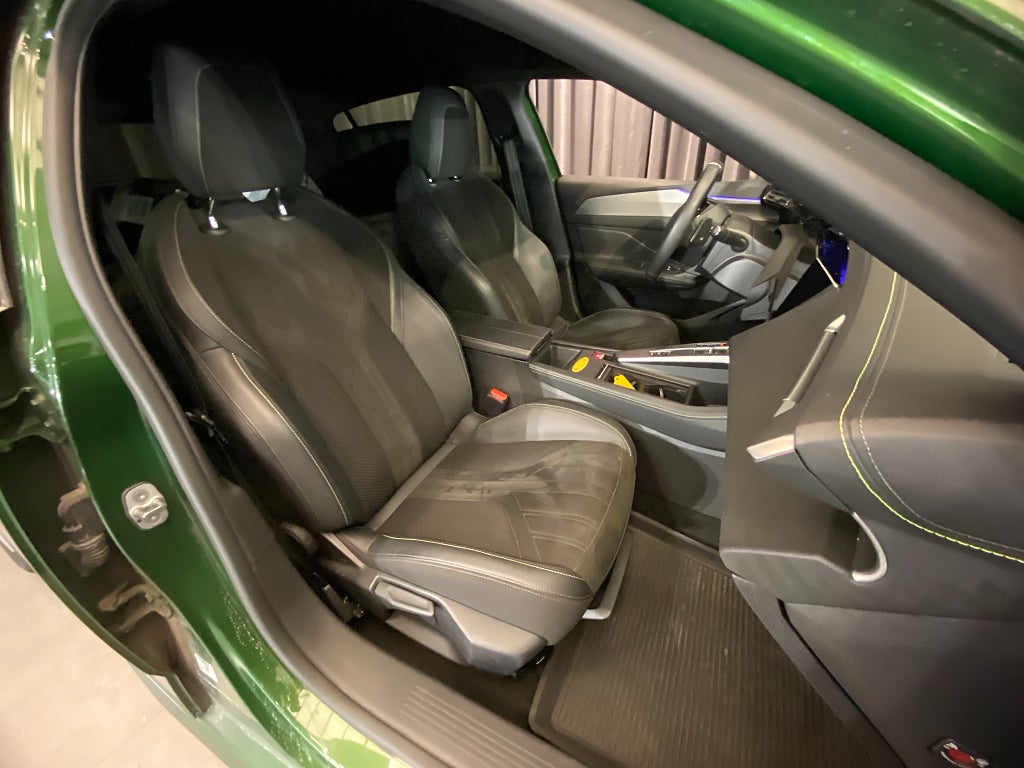 Car Image car-159063-9204764fce3ff921fd4f07112290aadc