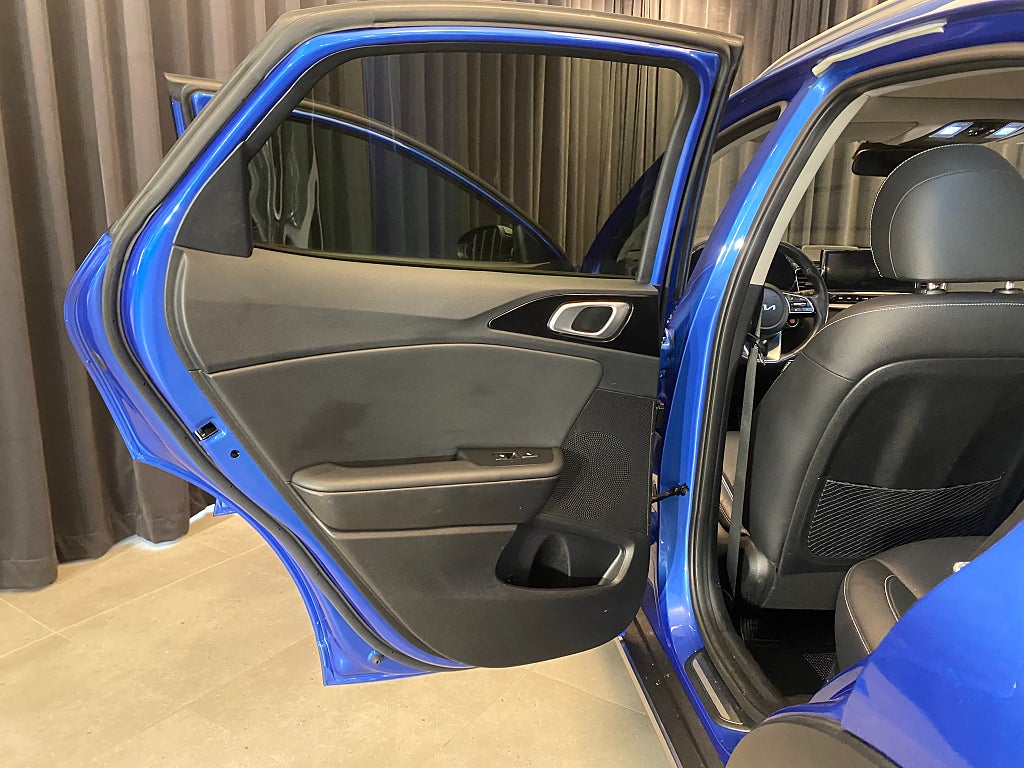 Car Image car-159154-ce3b87f4d406f134357342b1d6f8db0f