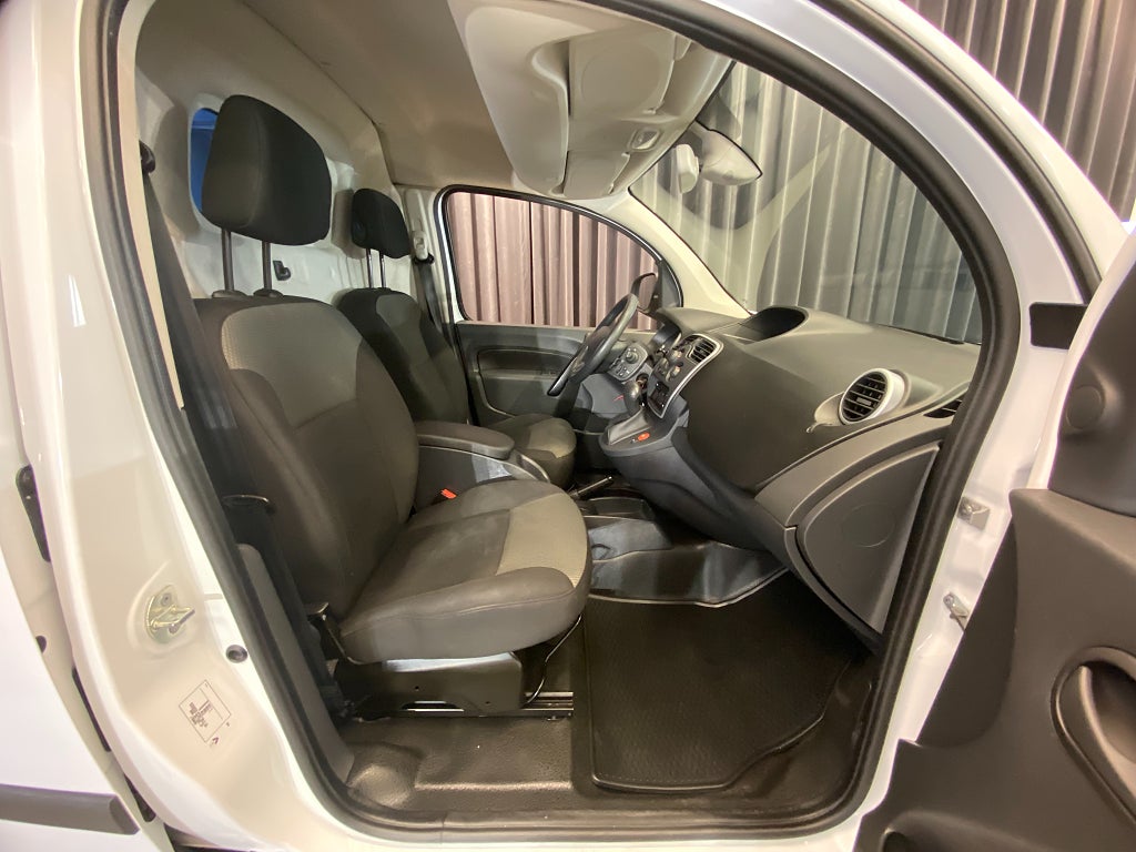 Car Image car-159639-c217fde985bcf1d48e18b88c6577a64d