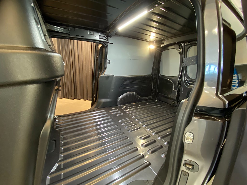 Car Image car-159693-02589e3ca944bde85ce0357507fc01c1