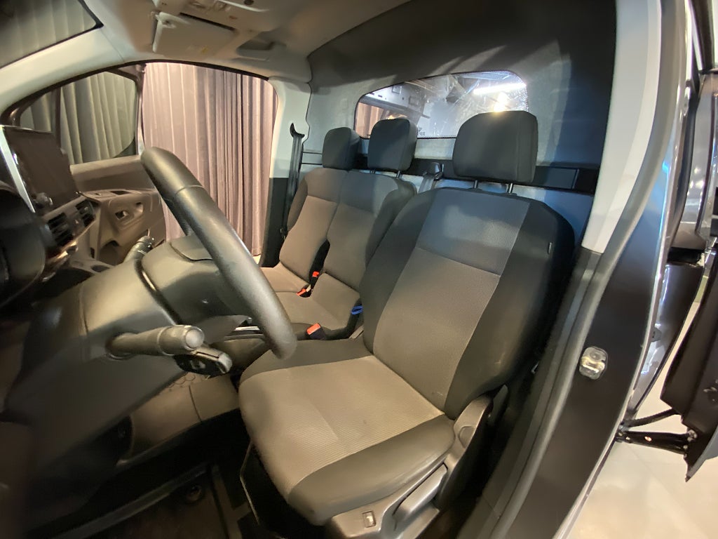Car Image car-159693-c4c64c823ca1a30f8bc6ace263116647