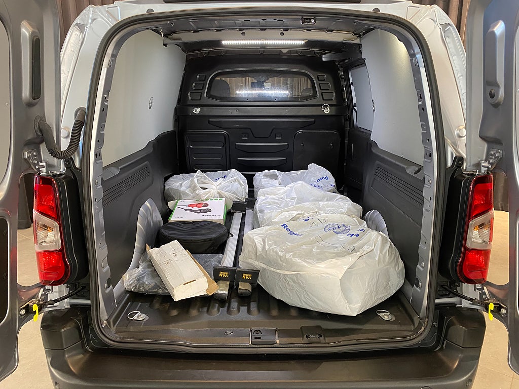 Car Image car-160251-d86b47405914f0cd01f1e04264a198dc