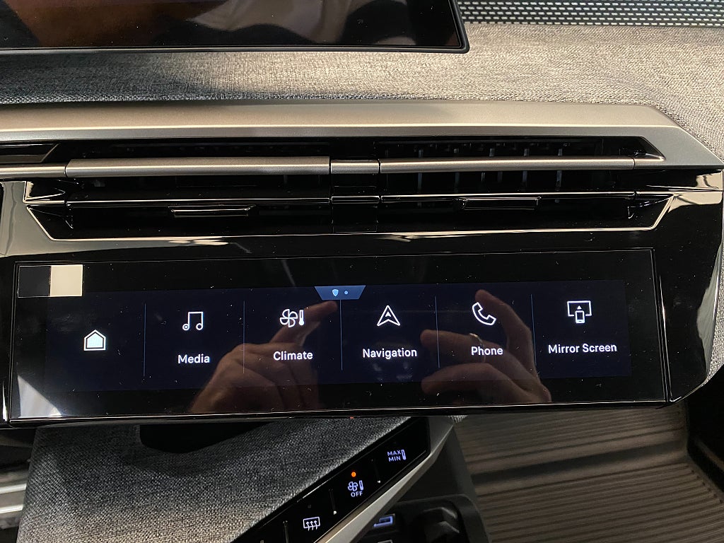 Car Image car-160317-02ff1b78484332d19a407803c35dc4af
