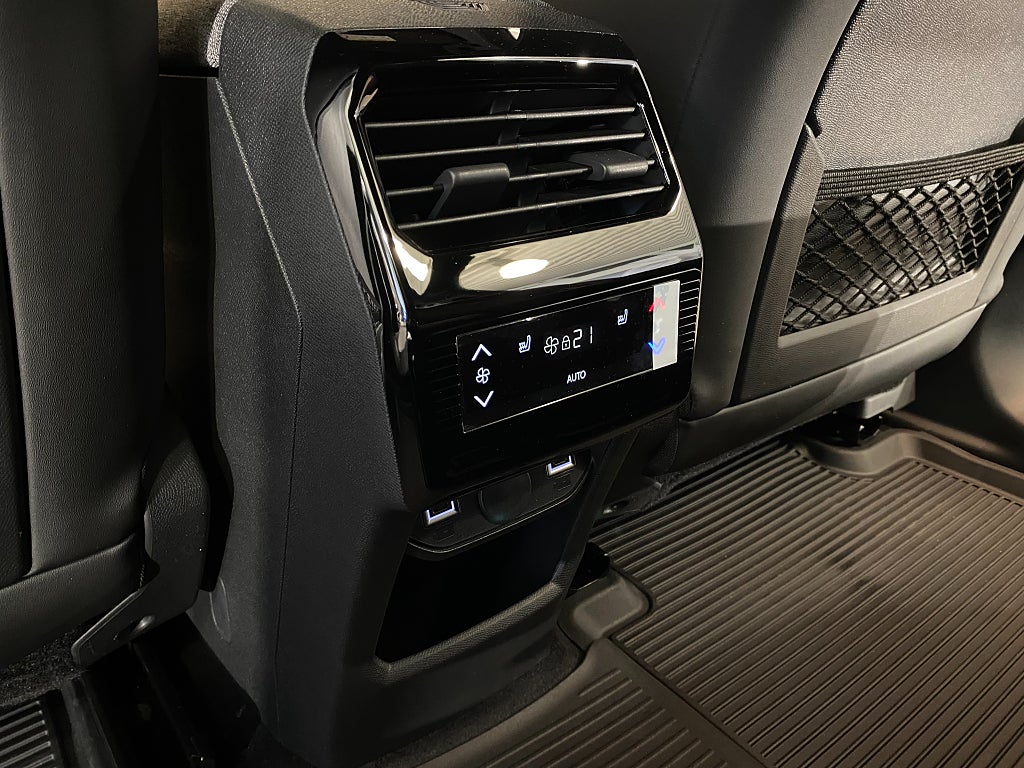 Car Image car-160317-0418d7aff11a73effd67d05c4706113d