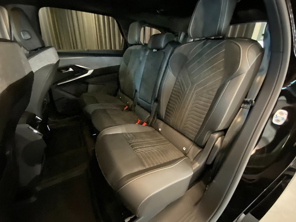 Car Image car-160317-07ab7e6637e22b040ed4e5fef37e16b1