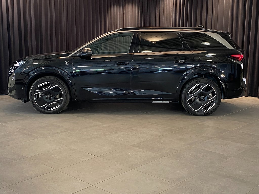 Car Image car-160317-1a3eb32e638394984657c4f0ad200e4f