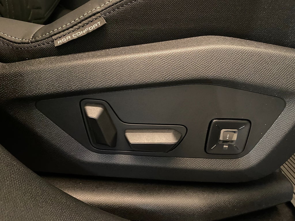 Car Image car-160317-9e27292a10e165d6bf894ecf69f48ff5