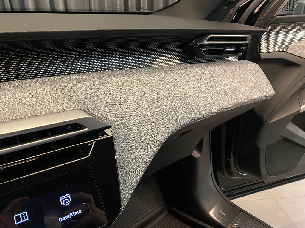 Car Image car-160317-b071068c53a3e5f9b876ee81b7c65f48