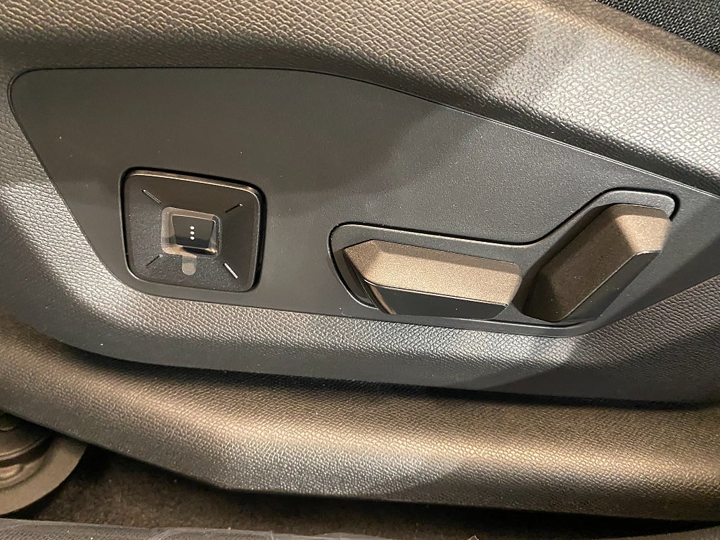 Car Image car-160317-c4083c482631e929f06ecfe26ee51dc7