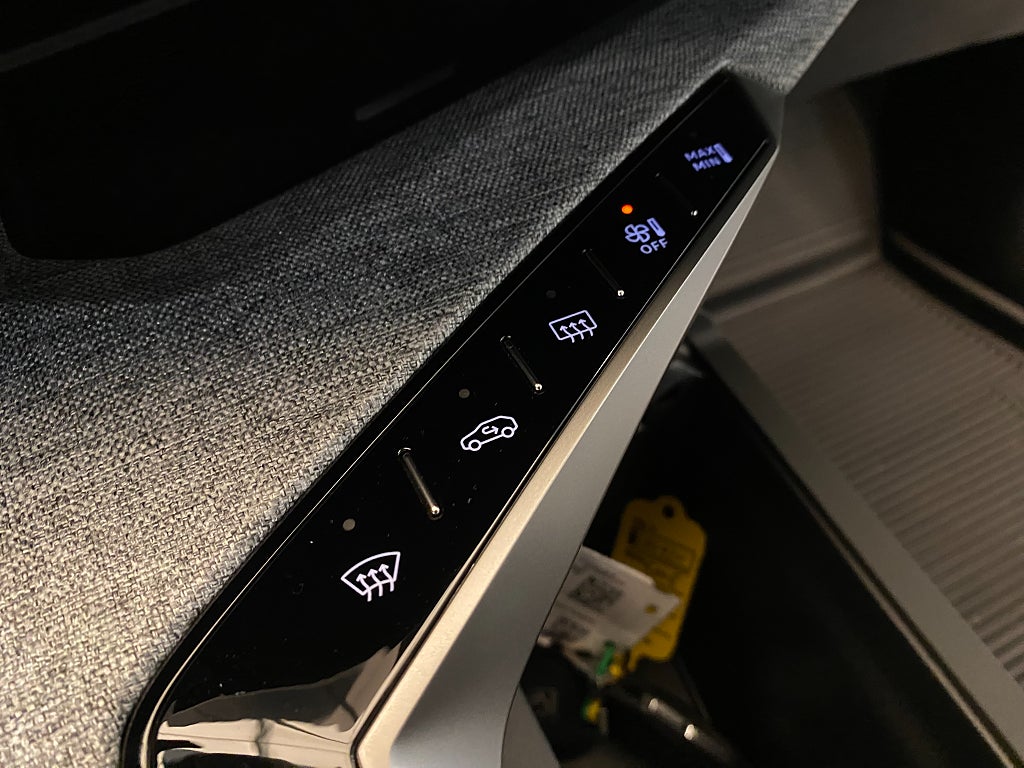Car Image car-160317-c70c130b8c17d707d3acf0c14ca15acb