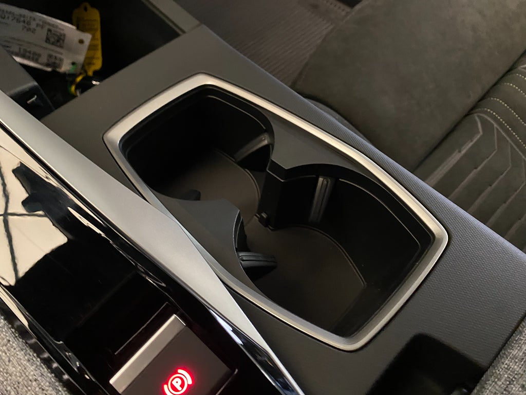 Car Image car-160317-c81bd772695a4530d4fd5b3e0a08070d