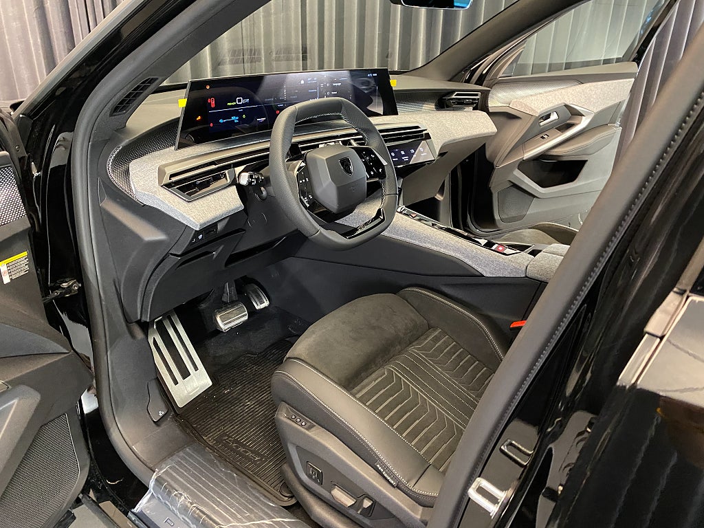Car Image car-160317-e55c90059ad5b0f6e1c2f1d79dd5407c