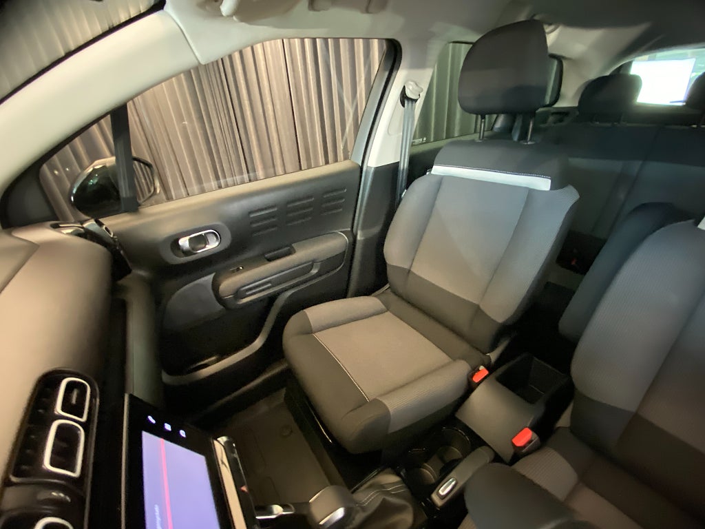 Car Image car-160320-4bc54c3fade31c4e6d2a5915c41c9cae
