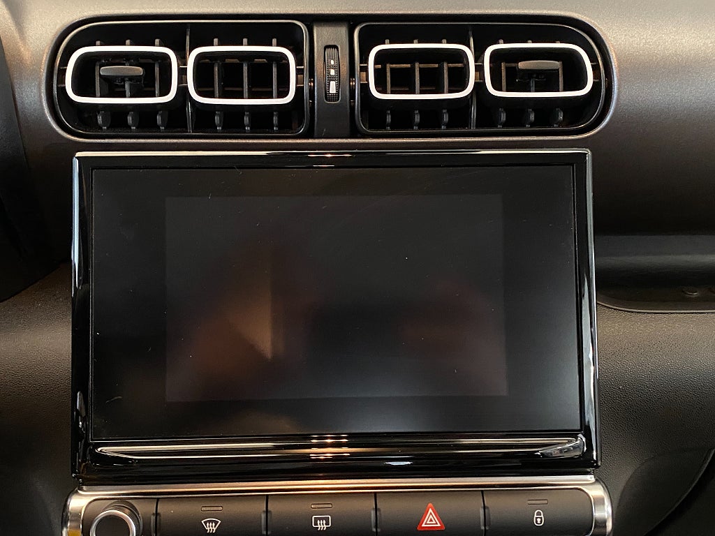 Car Image car-160320-6dfa5e0d54cf7232feca7d4bb73c85d2