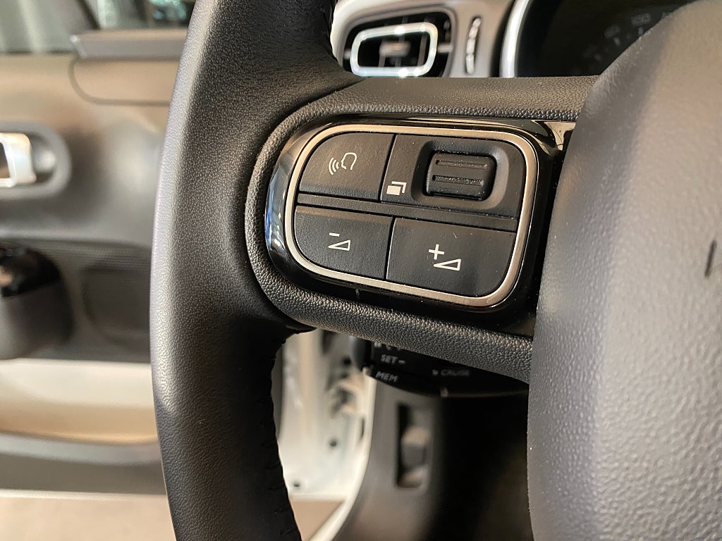 Car Image car-160858-e8d37c8fca9c0463316f23e691e35395