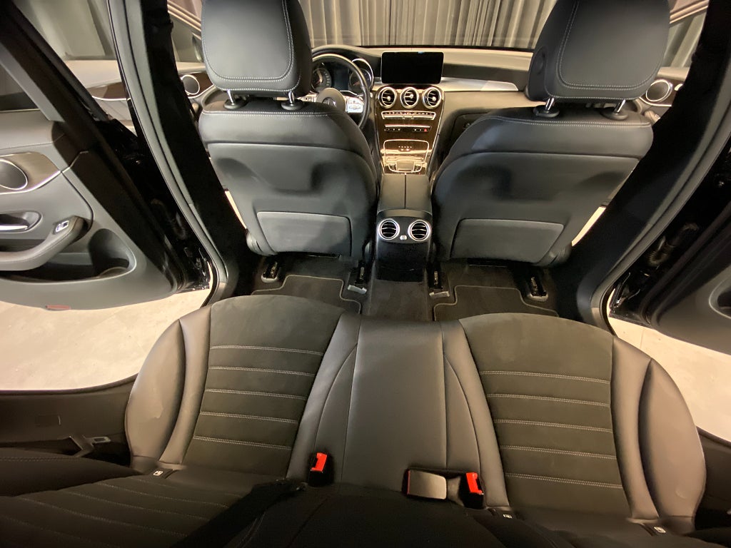 Car Image car-160910-8aa91c88aef26425fb1829e4bb760079