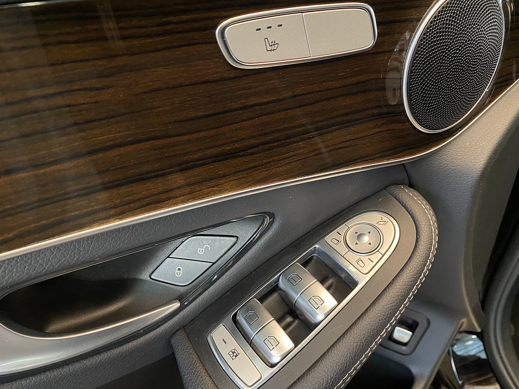 Car Image car-160910-c596d3f952fc2bc11738ed4ceb6184ef