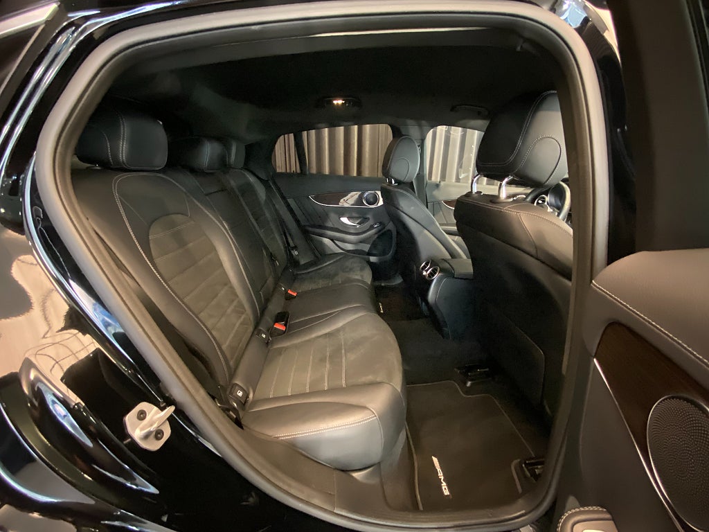 Car Image car-160910-d2d7f6731d2a0dcebc10fddc9256bb45