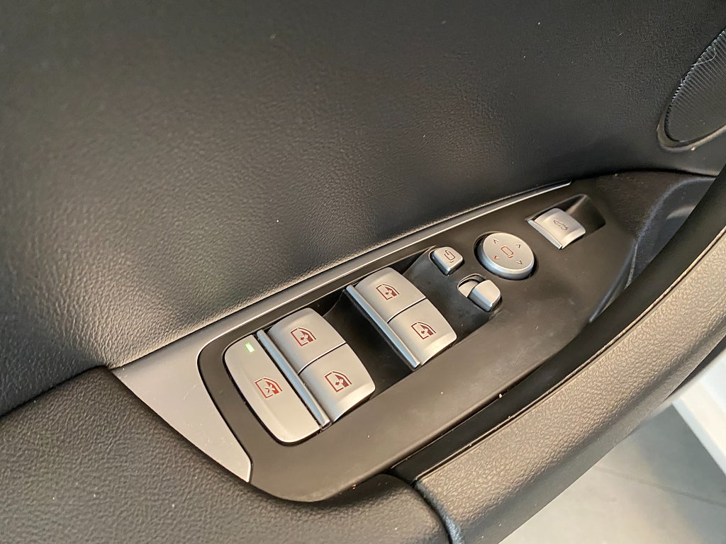Car Image car-161261-3fe74dcc368f3e552021b6fd843acb6d