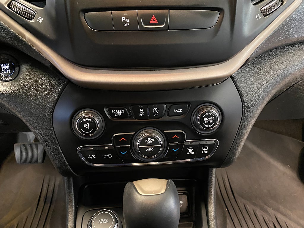 Car Image car-161489-0096fea34a00b97fbce66e83f61e2a3b