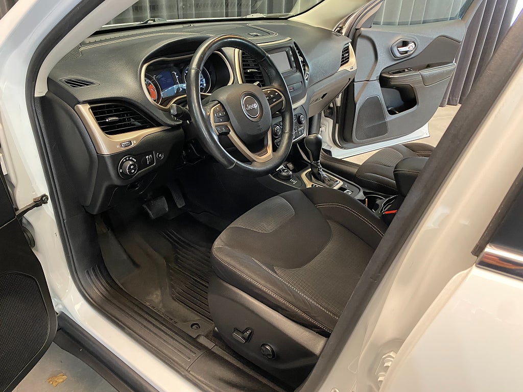 Car Image car-161489-c3509bec37377683df05baca07b7c03d
