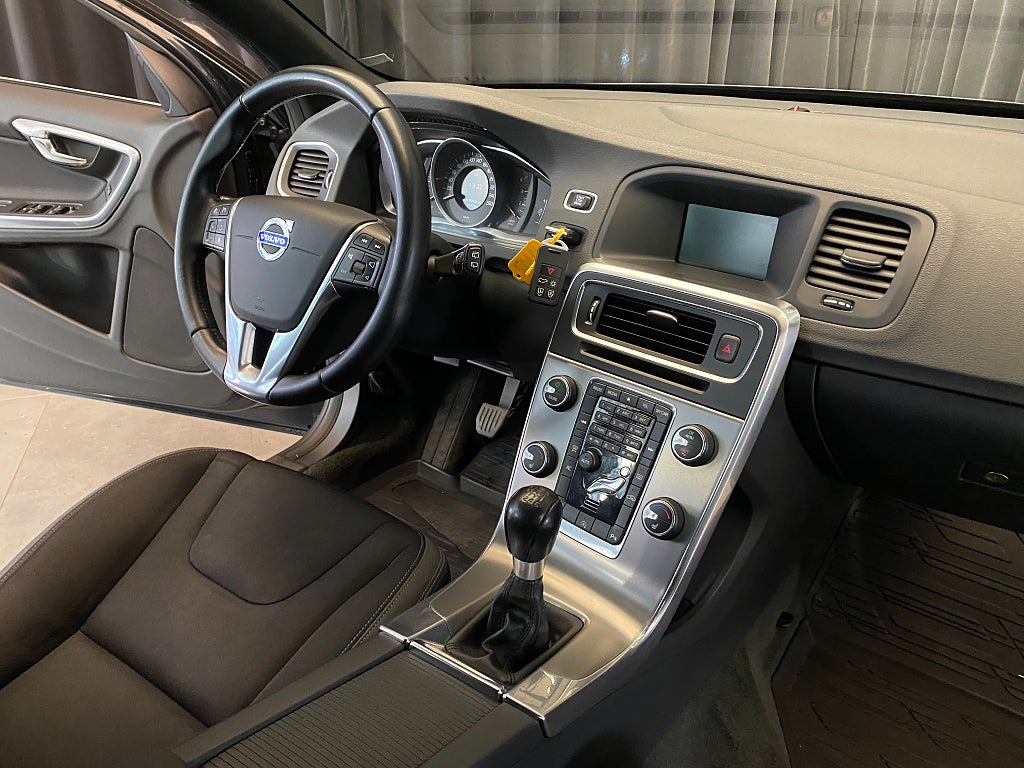 Car Image car-161862-141a1f089c5217d1b88c1655212840e8