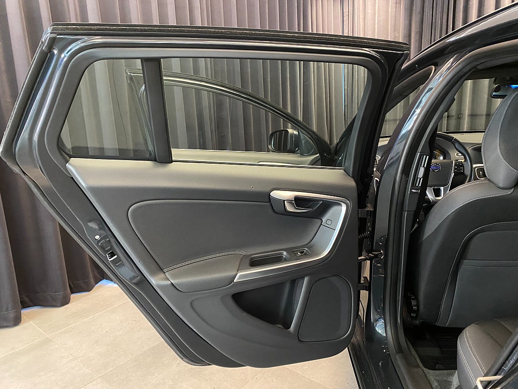 Car Image car-161862-17f6b67d62518a6007f35490ec418425